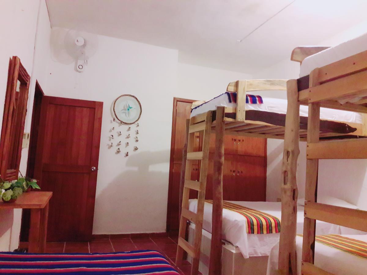 Hostel La Остров Холбокс Экстерьер фото