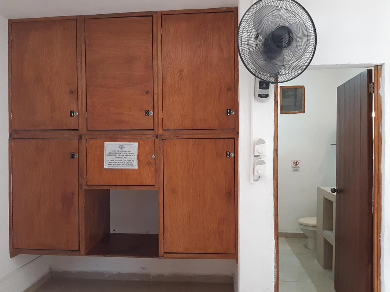 Hostel La Остров Холбокс Экстерьер фото