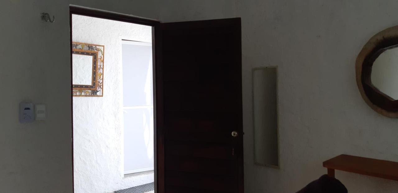 Hostel La Остров Холбокс Экстерьер фото